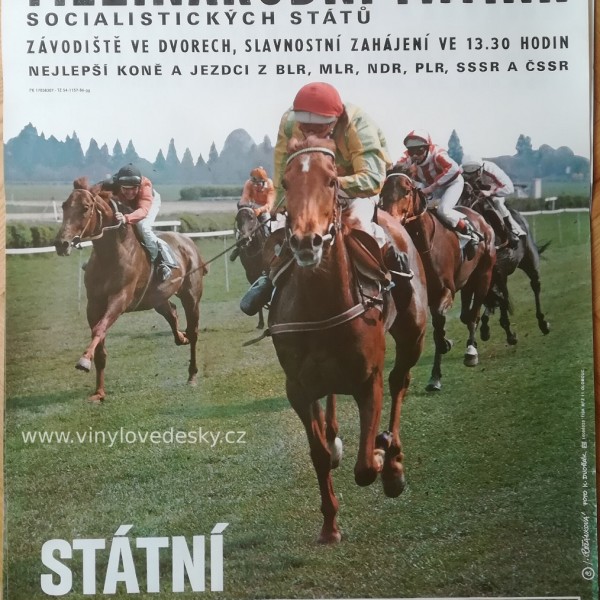 Plakát koně dostihy. MEZINÁRODNÍ MÍTINK, Karlovy Vary, 1986